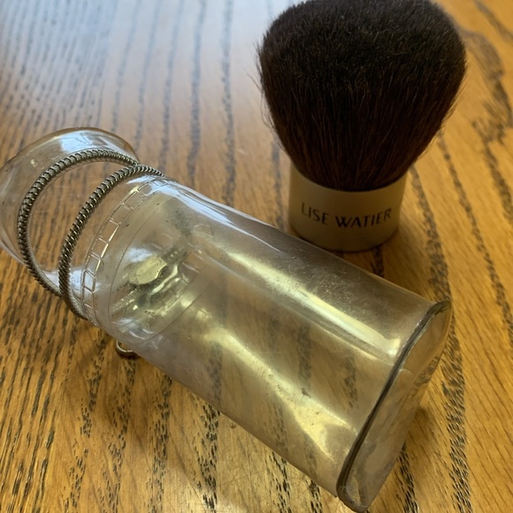 Lise Watier Carry-all Powder Brush - Picture 2 of 6